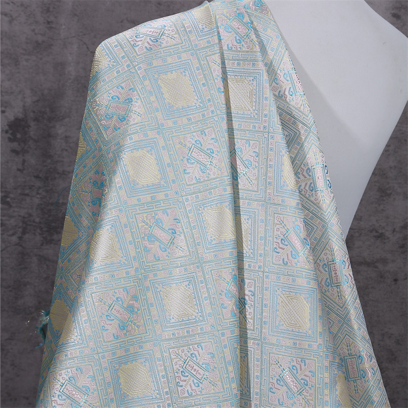 Chinese Style Jacquard Brocade - Sewing Fabric บทวิจารณ์และราคา