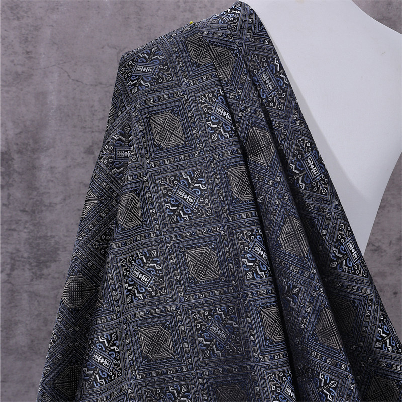 Chinese Style Jacquard Brocade - Sewing Fabric บทวิจารณ์และราคา