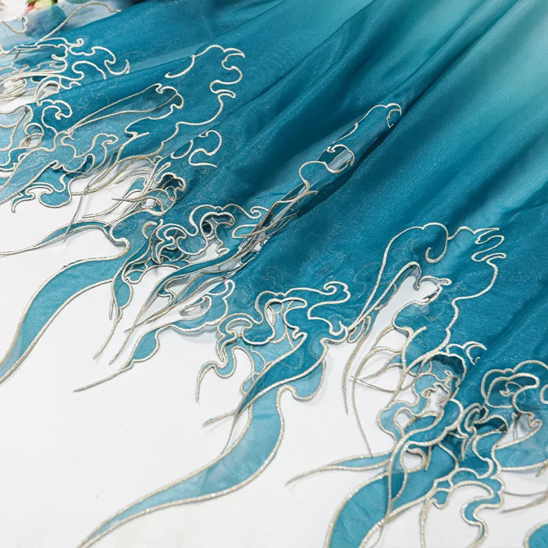 Chinese Style Embroidery Lotus - Sewing Fabric บทวิจารณ์และราคา