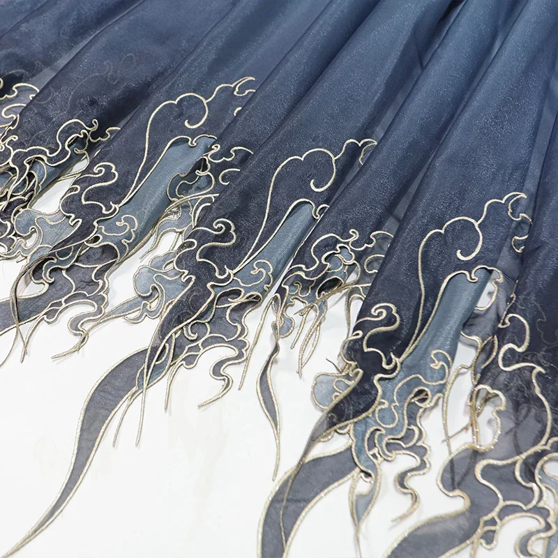 Chinese Style Embroidery Lotus - Sewing Fabric บทวิจารณ์และราคา