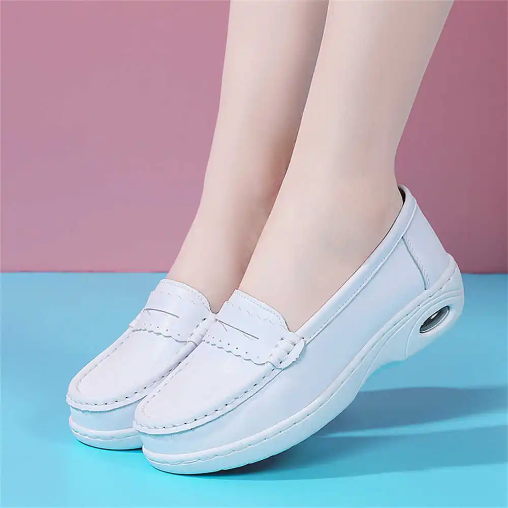 Chunky White Sole Heel Shoes O - Sewing Industry บทวิจารณ์และราคา